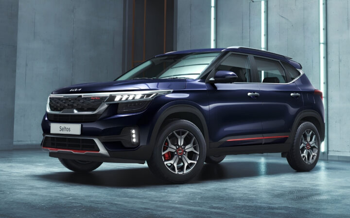 Imperial Blue Kia Seltos