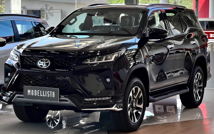 Toyota Fortuner Legender